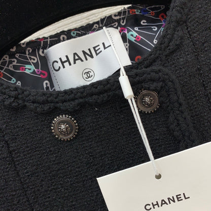 C 25 Colorful pin printed lining with coarse woolen short jacket