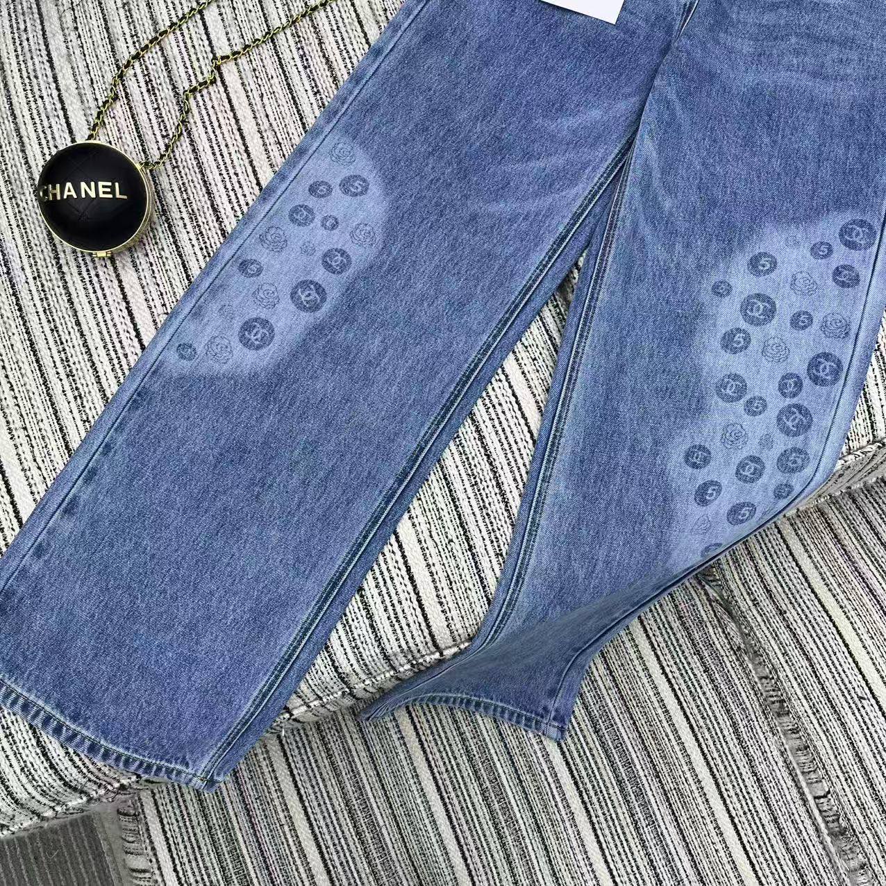 C 25 Logo printed straight leg jeans