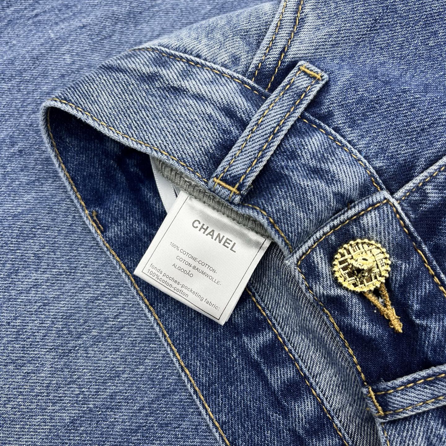 C 25 Logo printed straight leg jeans