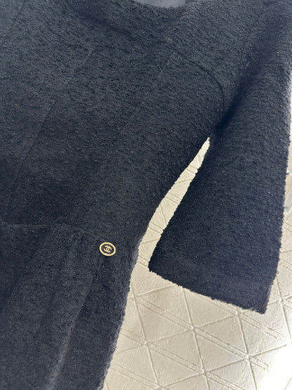 C 25 Mid sleeve round neck wool blend dress(beigi/black)