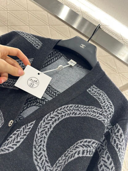 He 25 knitted cardigan