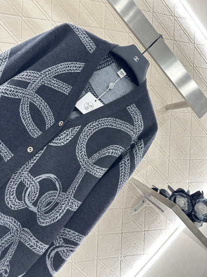 He 25 knitted cardigan