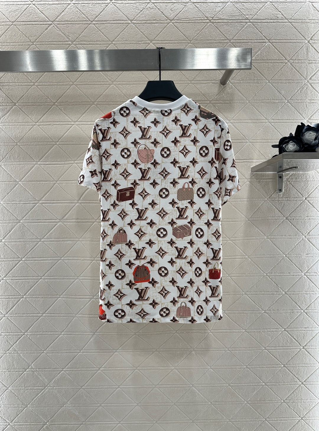 L 25 Luggage Print Chain Short Sleeves