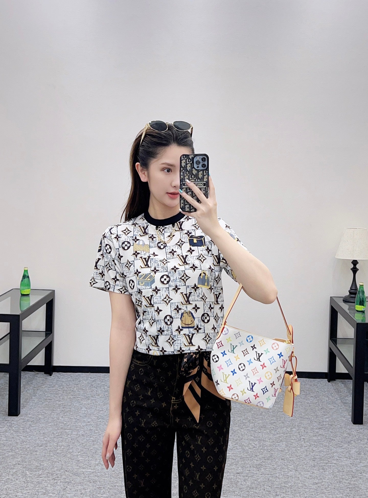L 25 Luggage Print Chain Short Sleeves