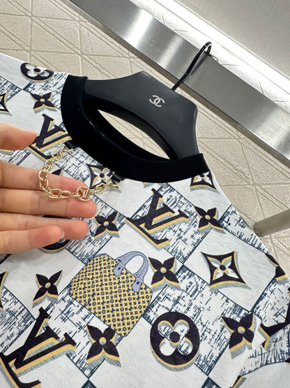 L 25 Luggage Print Chain Short Sleeves