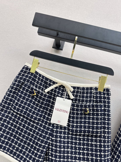 Mi 25 Woven Tweed Jacket + Bow Tie Trimmed Shorts Set
