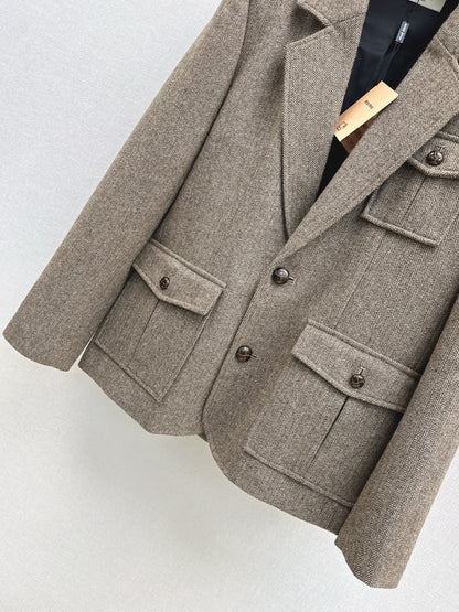 Mi 25 Suit jacket + A-line skirt