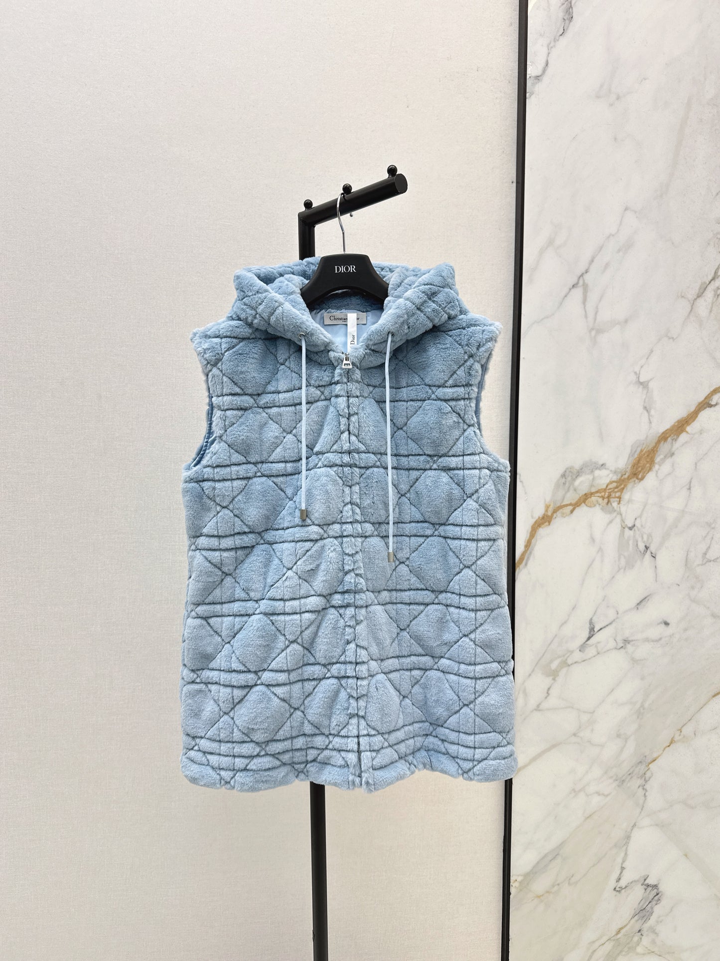 Di 25 New eco-friendly faux mink hooded vest jacket
