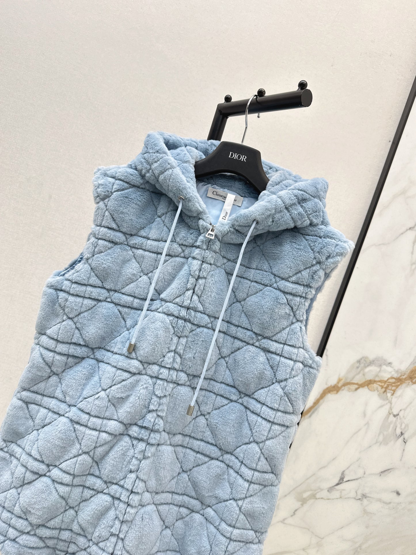 Di 25 New eco-friendly faux mink hooded vest jacket