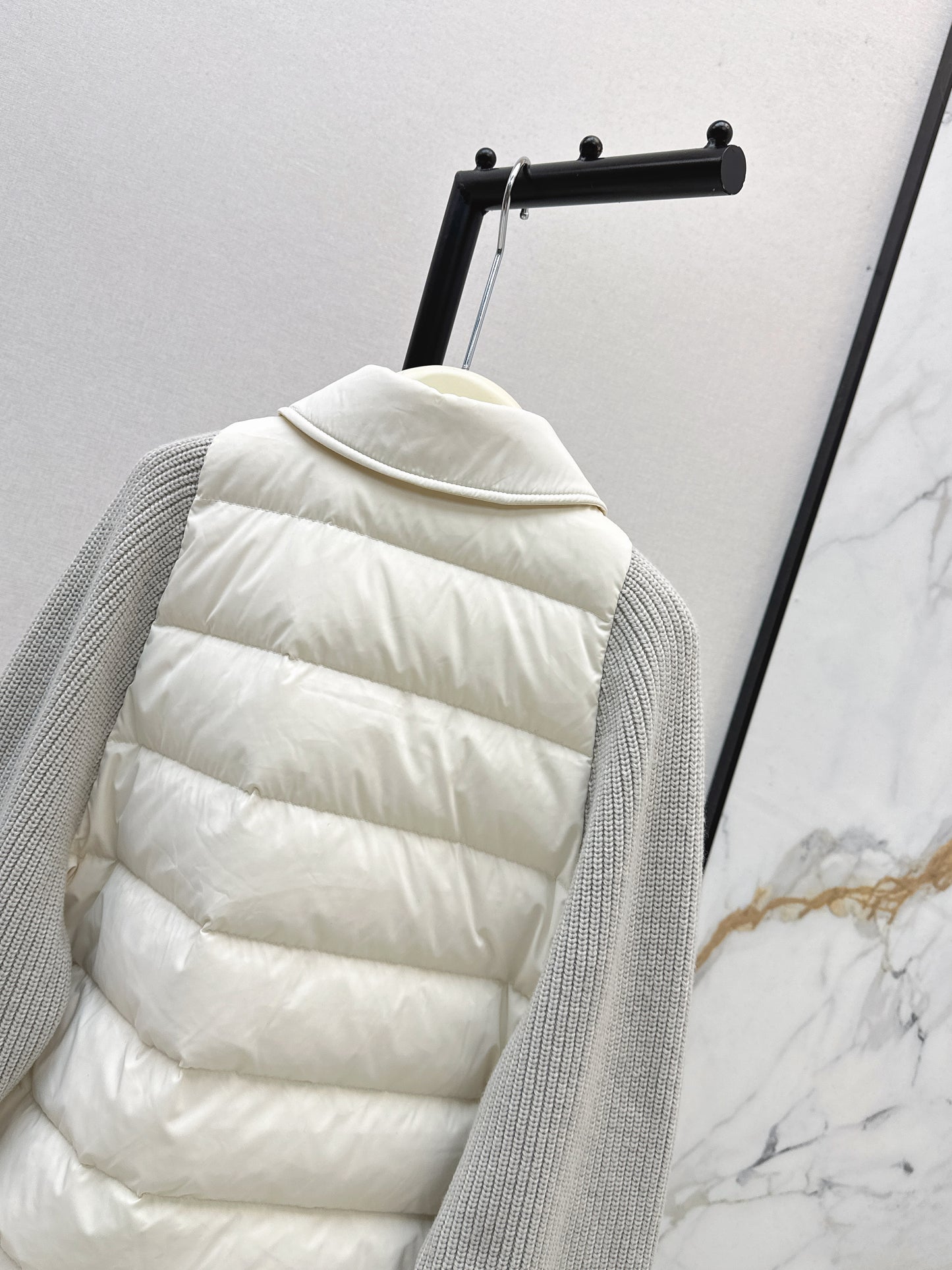 Bru 25 New Knit Sleeve Down Jacket(WHITE/BROWN)