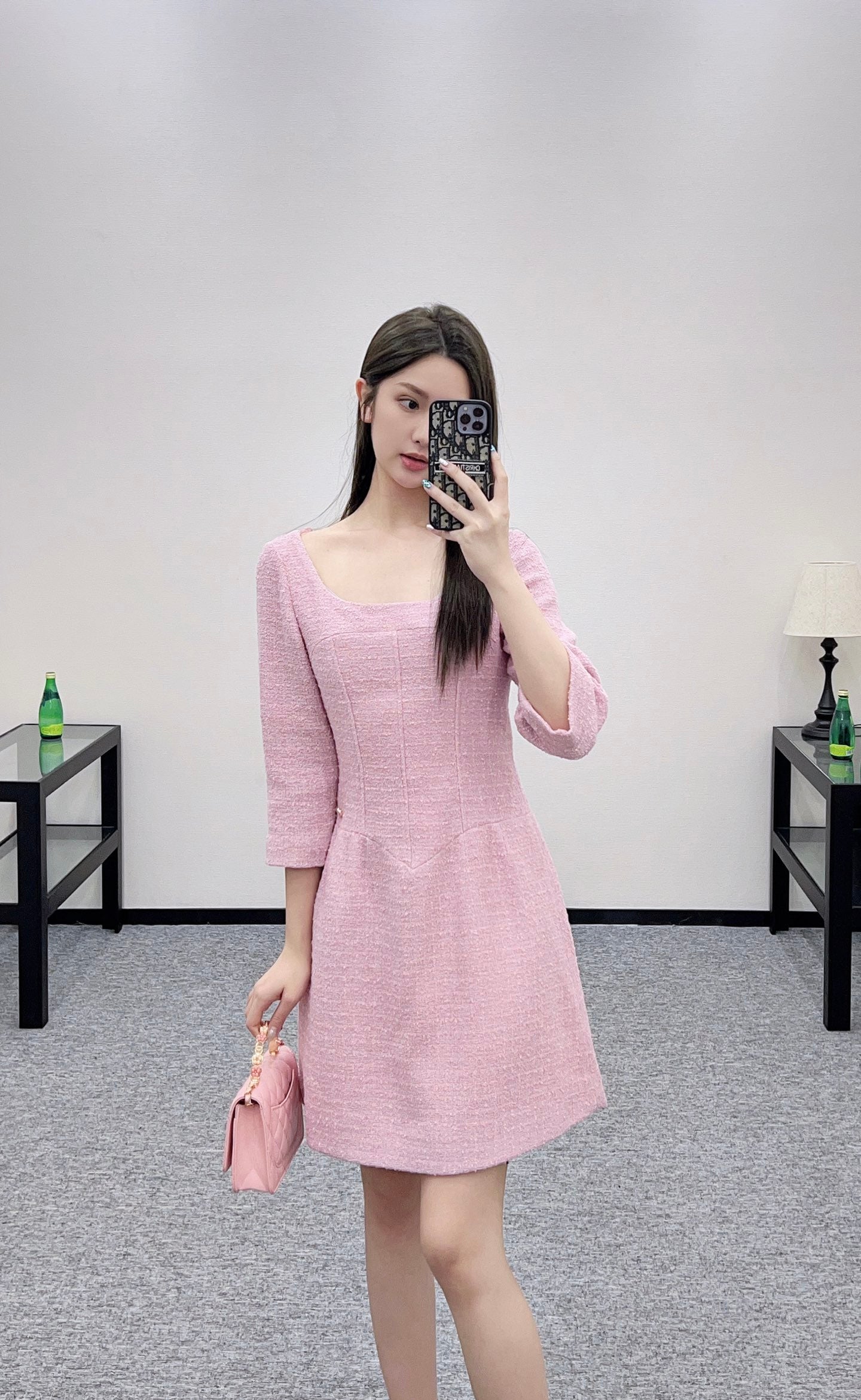 C 25 Mid sleeve round neck dress
