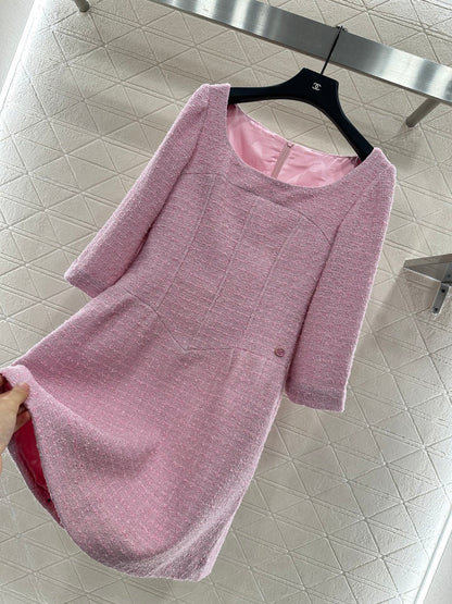 C 25 Mid sleeve round neck dress