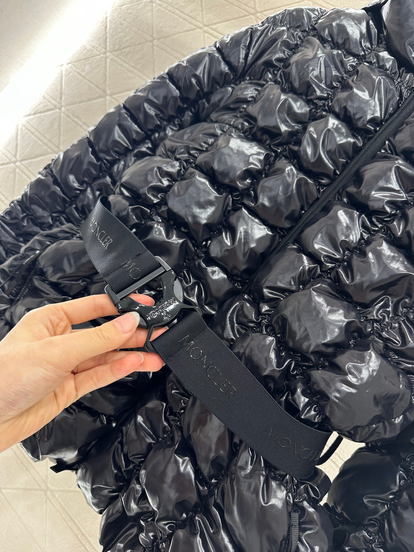 Mon 25 Stand up collar belt down jacket (made of waterproof and windproof material)（BLACK/PINK）