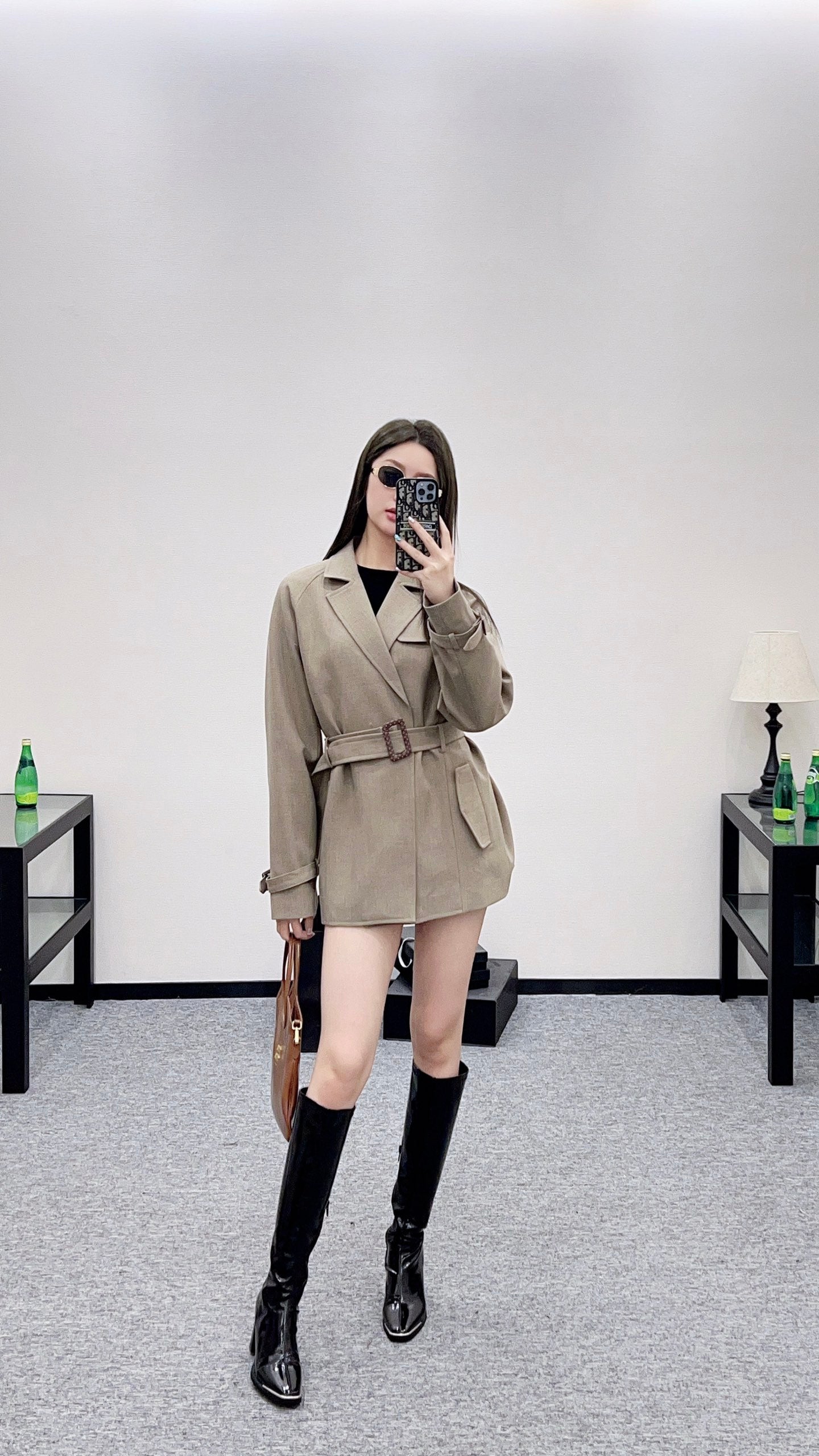 L 25 Mid length waistband jacket