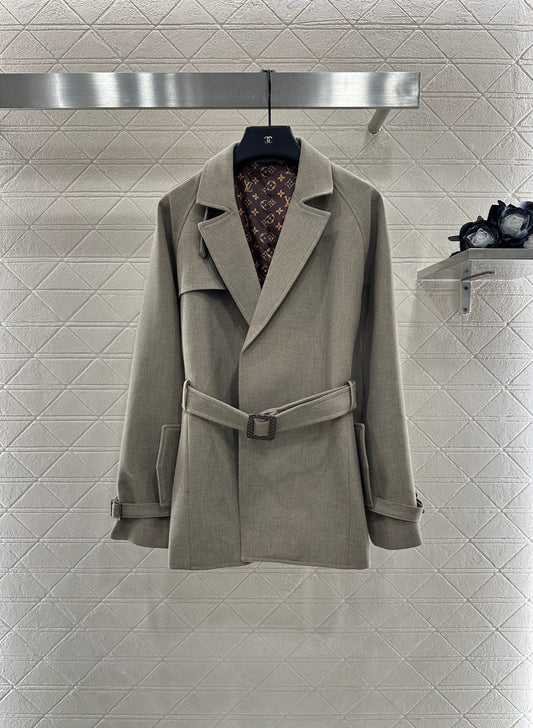 L 25 Mid length waistband jacket