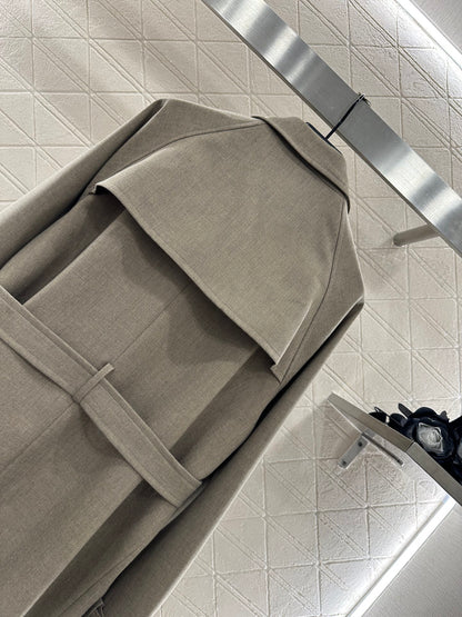 L 25 Mid length waistband jacket