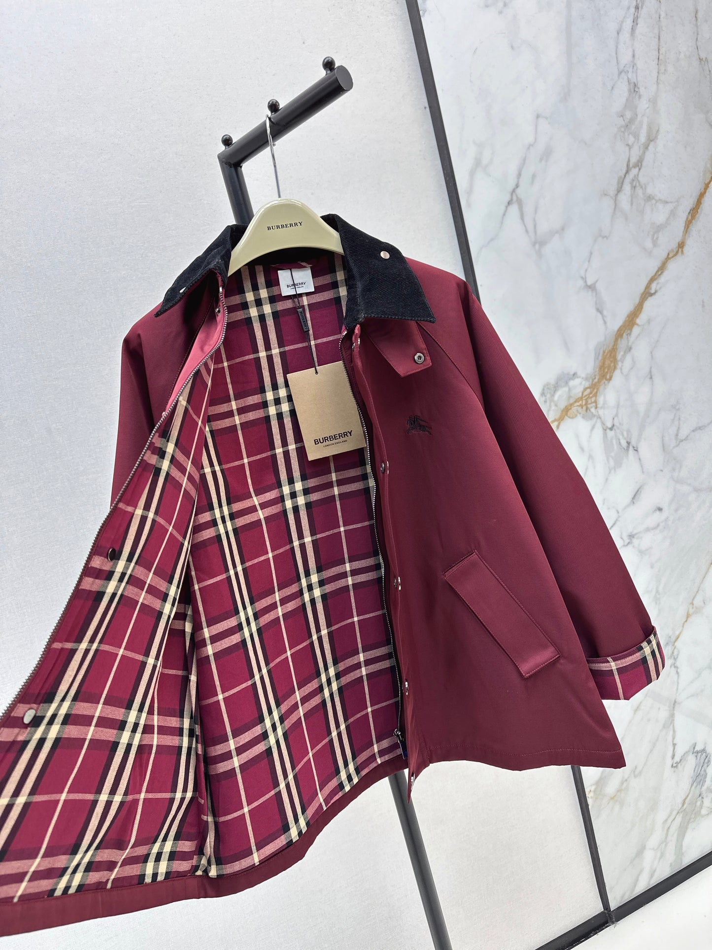 Bru 25 Lapel burgundy trench coat