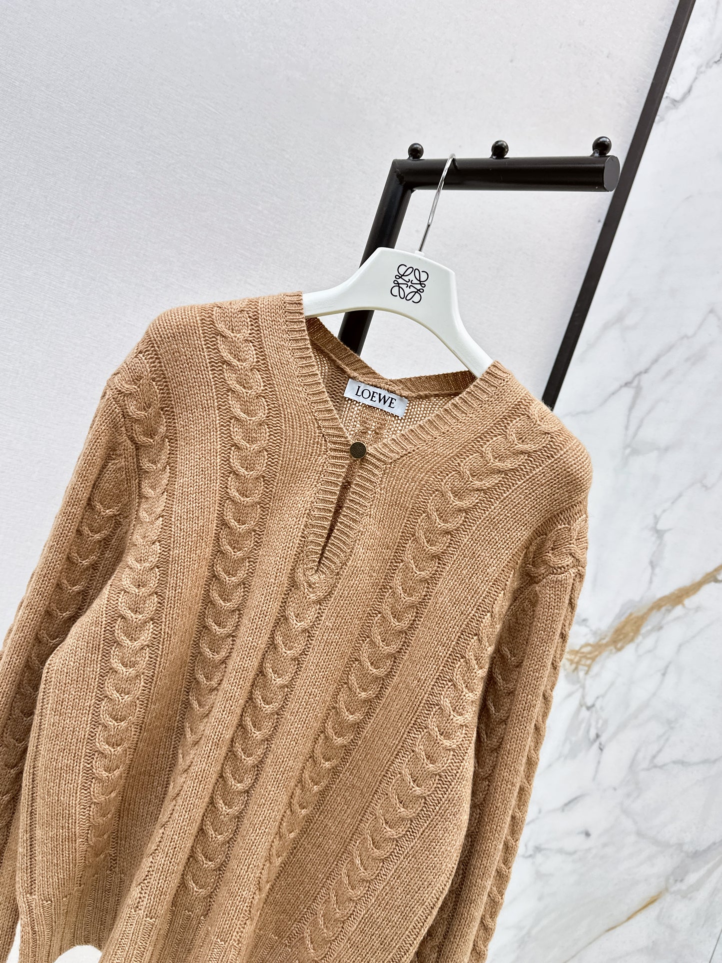 LO 25 Single-button cashmere sweater(KHAKI/GRAY)