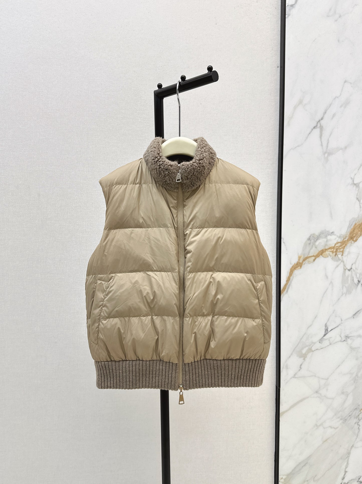 Lor 25 Stand collar lambswool double-faced down vest(WHITE/BROWN)