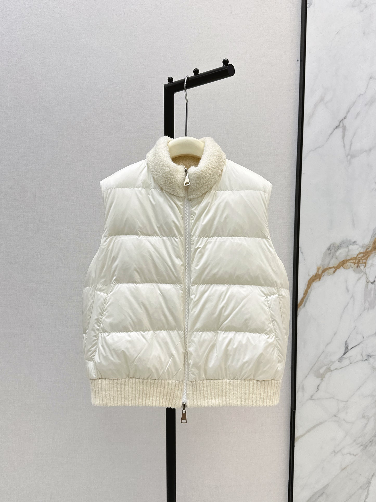 Lor 25 Stand collar lambswool double-faced down vest(WHITE/BROWN)