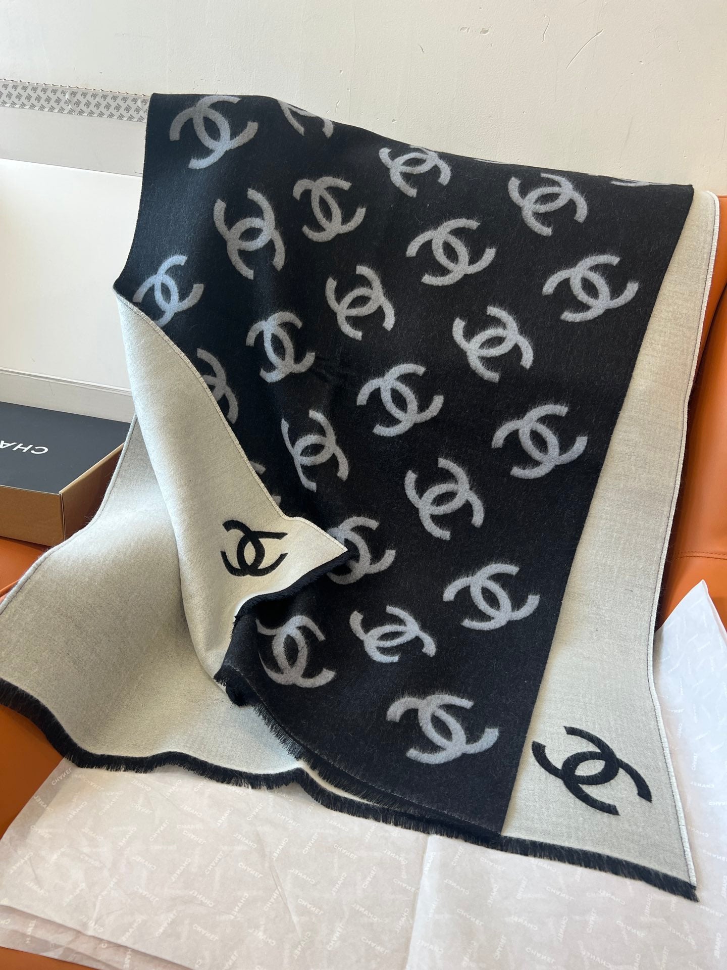 C 25 Large Logo Wool Shawl Scarf