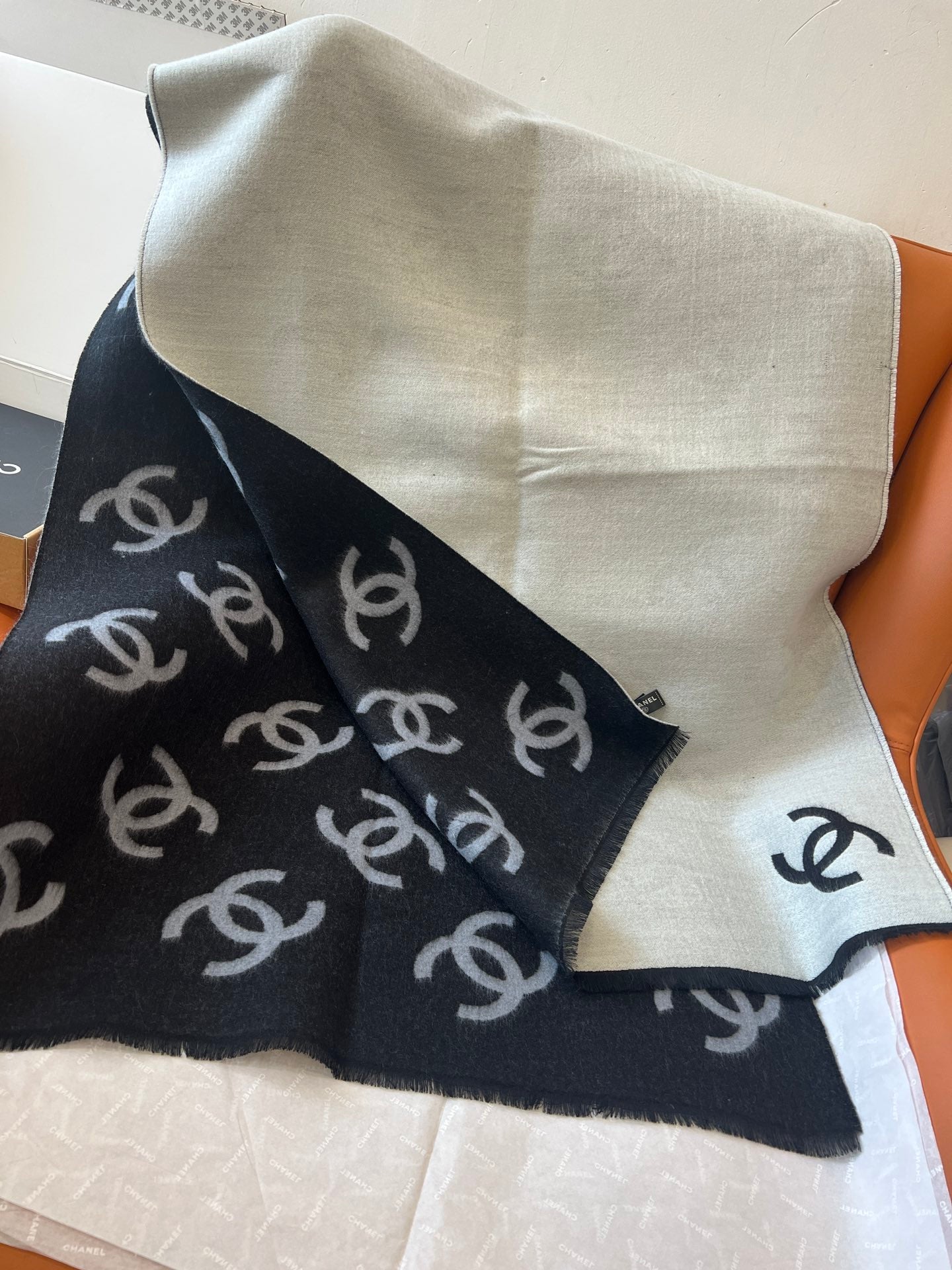 C 25 Large Logo Wool Shawl Scarf