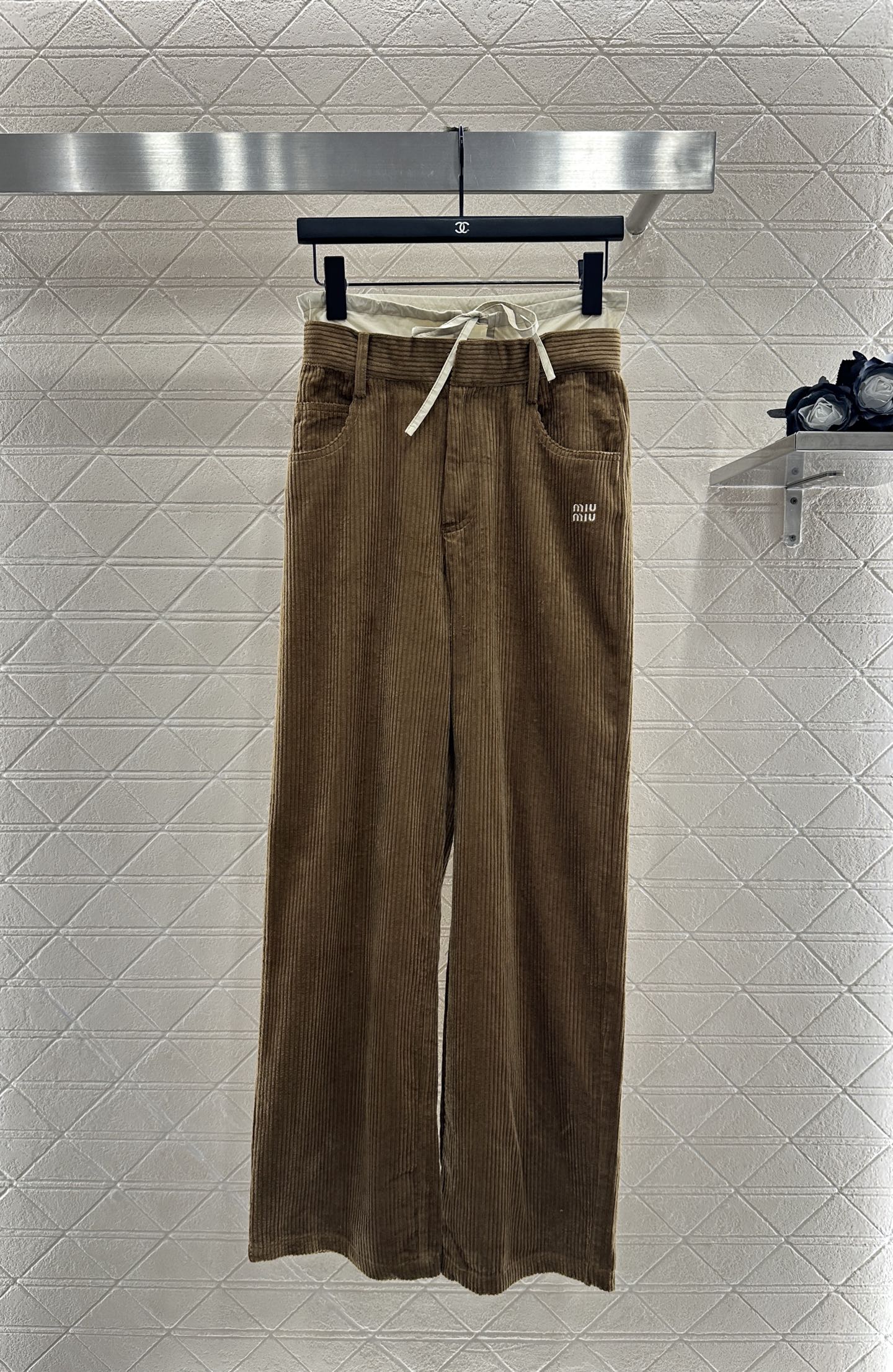 Mi 25 drawstring panel wide-leg trousers