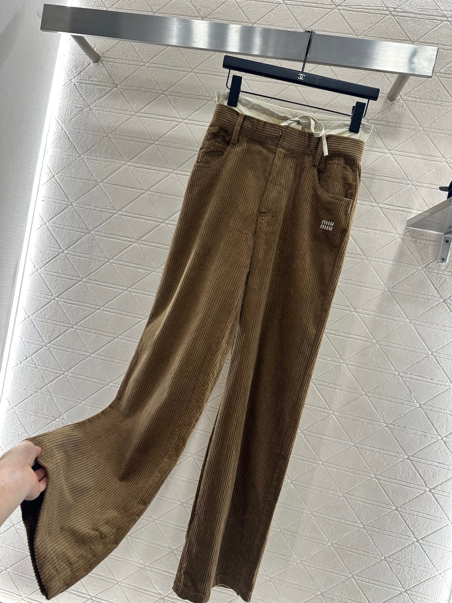 Mi 25 drawstring panel wide-leg trousers