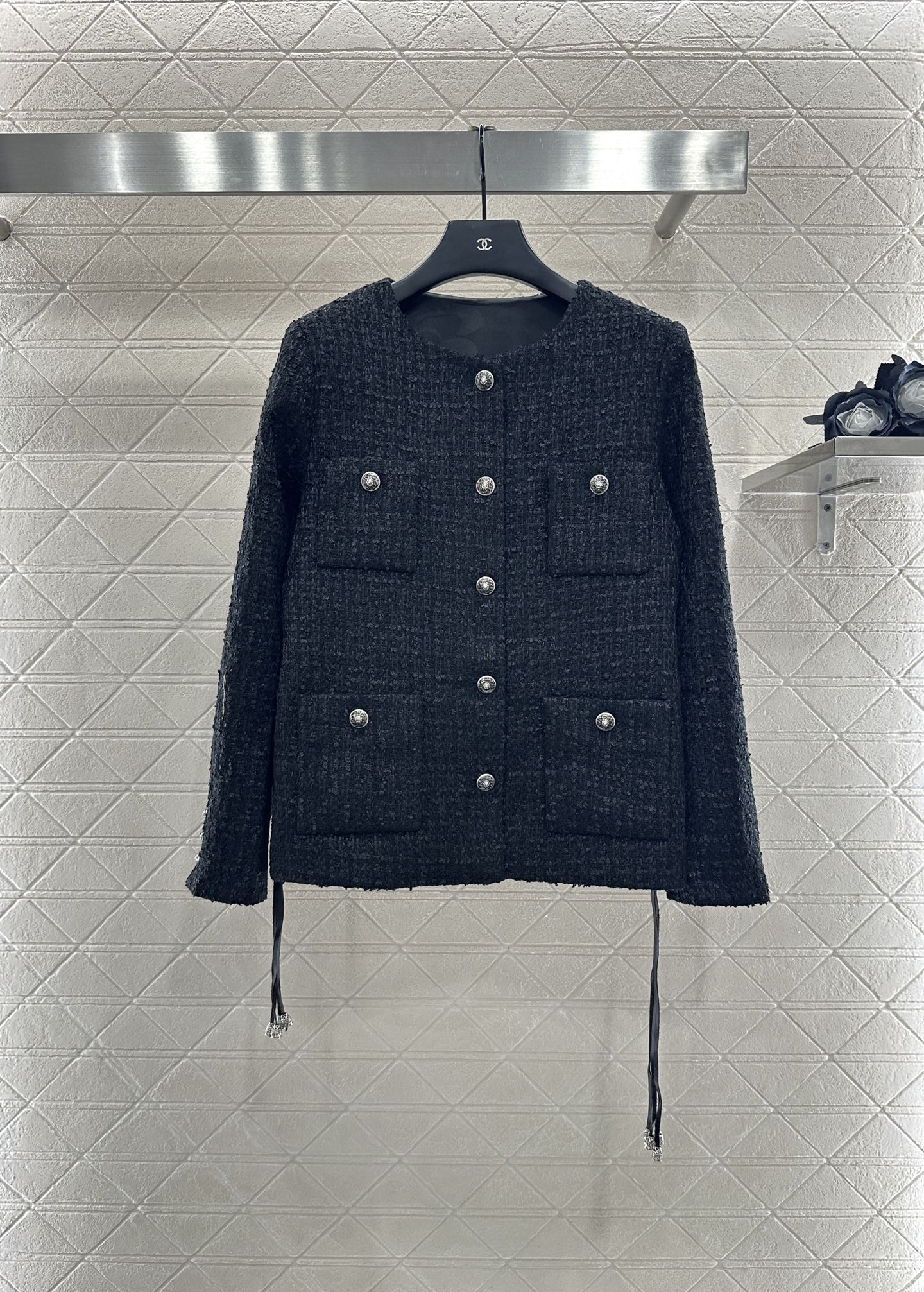 C 25 Round neck belted woven jacket (with belt)