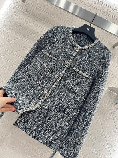 C 25 Crew neck beaded hem jacket