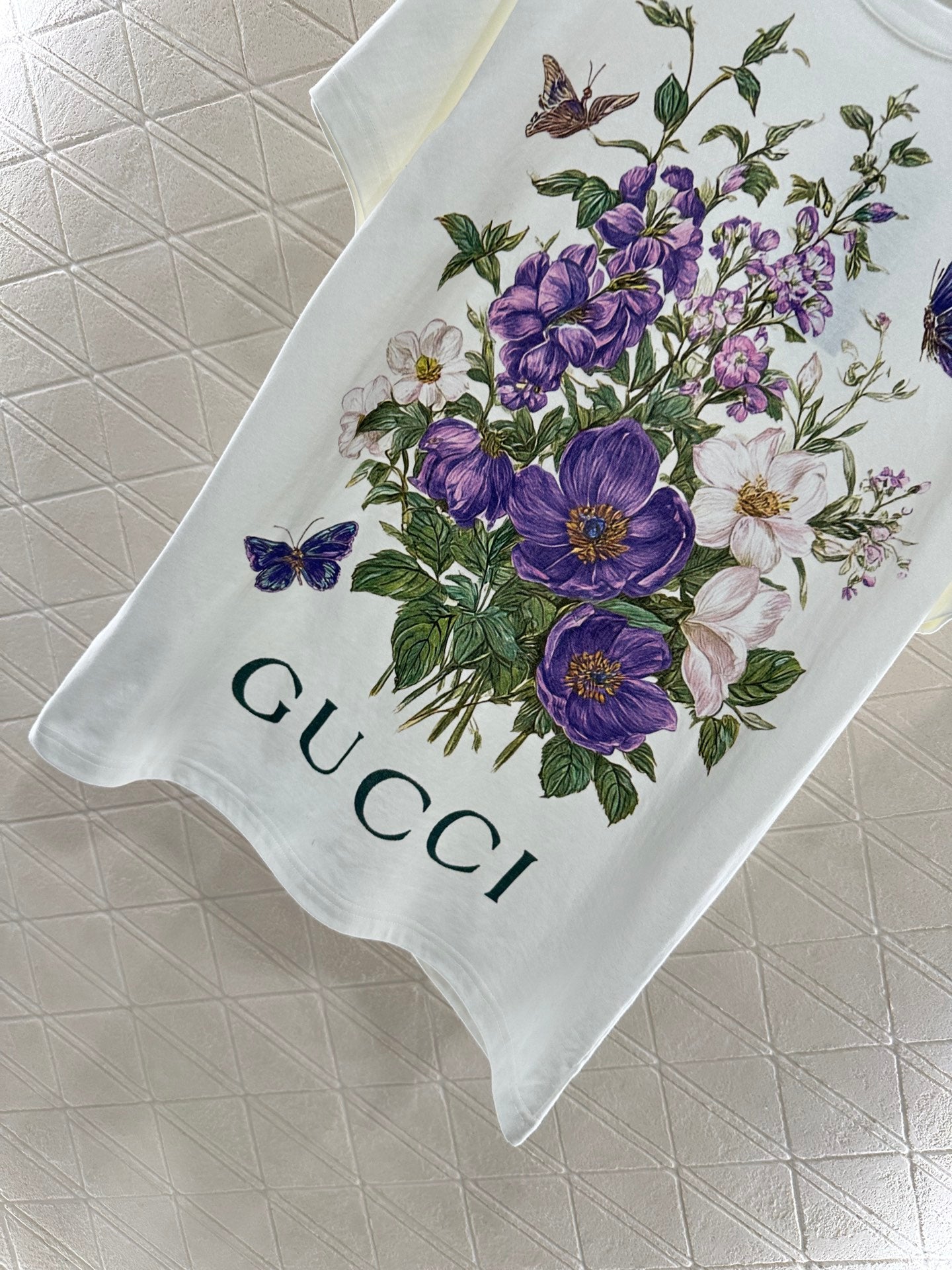 Gu 25 Purple flower print round neck 𝑇𝑒𝑒