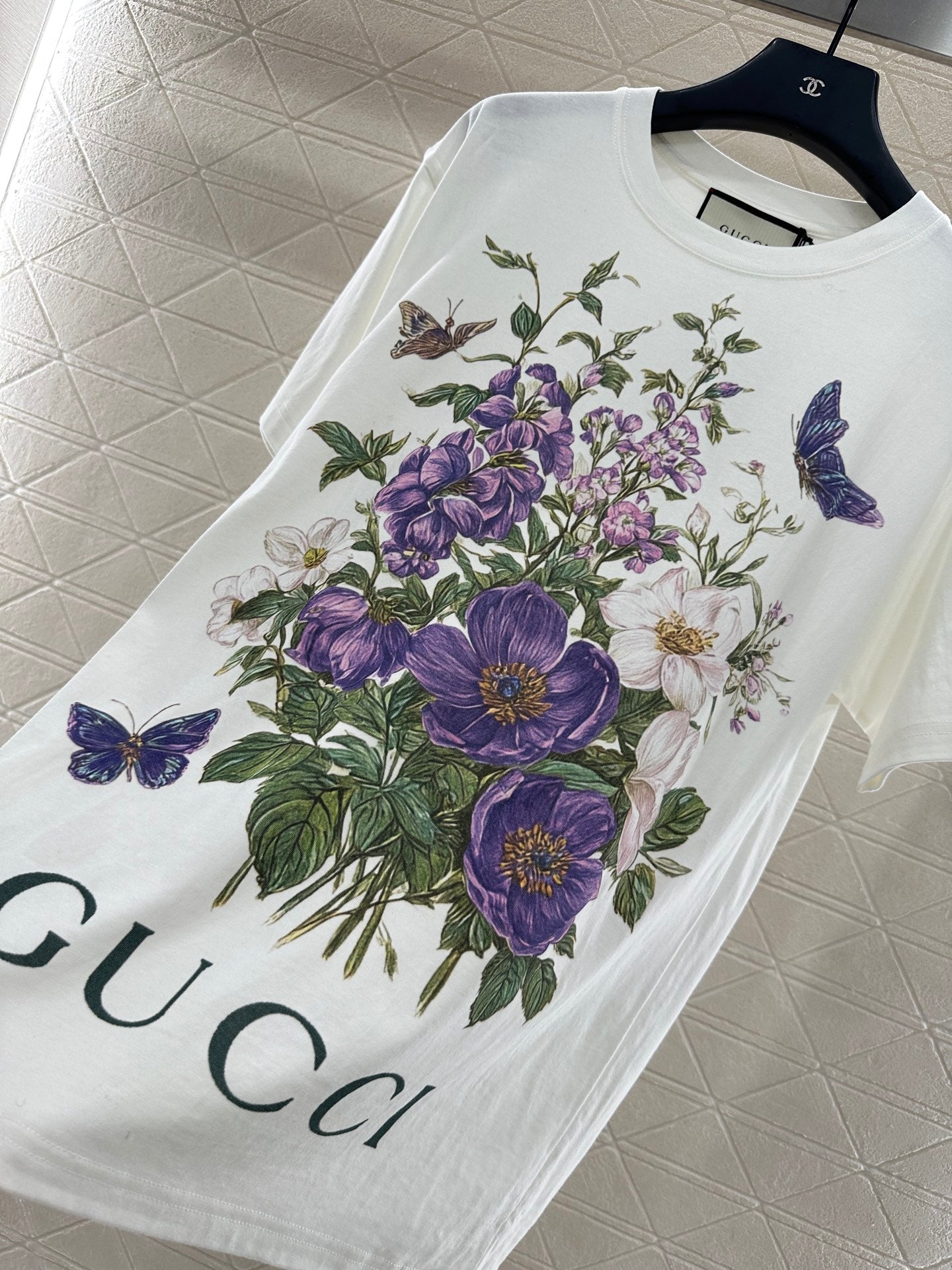 Gu 25 Purple flower print round neck 𝑇𝑒𝑒