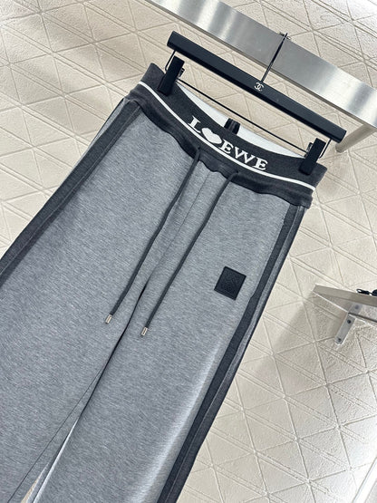 LO 25 Drawstring loose cotton trousers