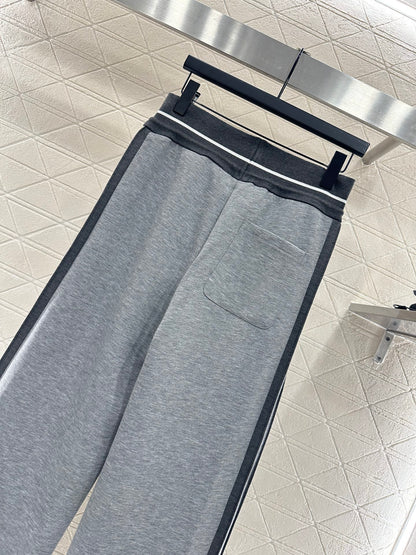 LO 25 Drawstring loose cotton trousers