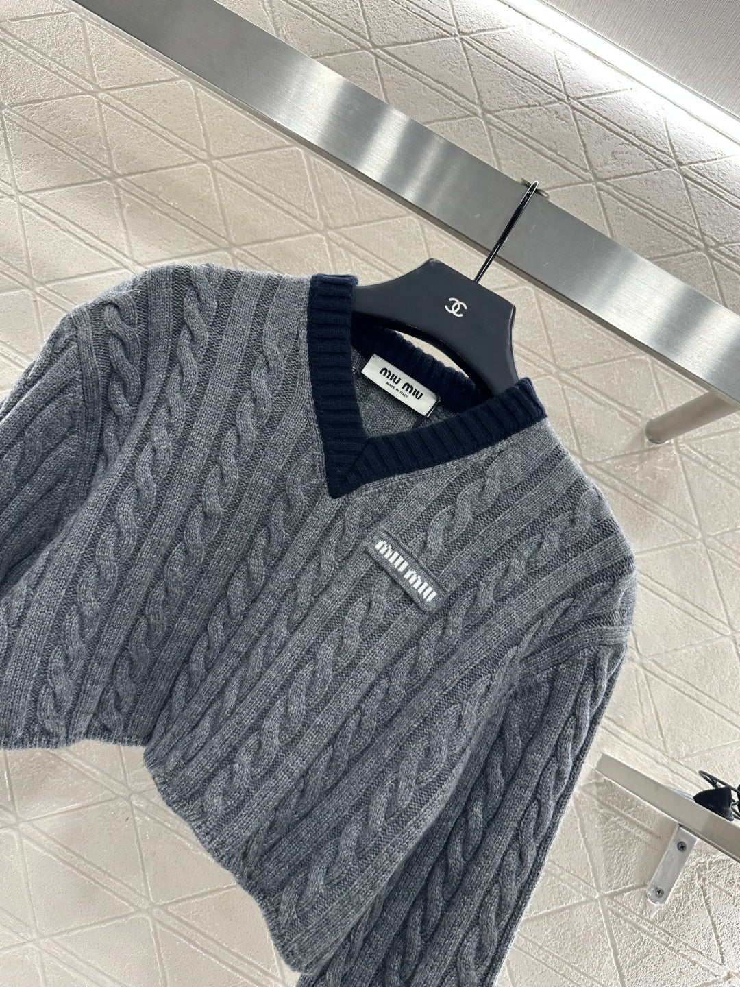 Mi 25 Fried Dough Twists knitting short pullover sweater