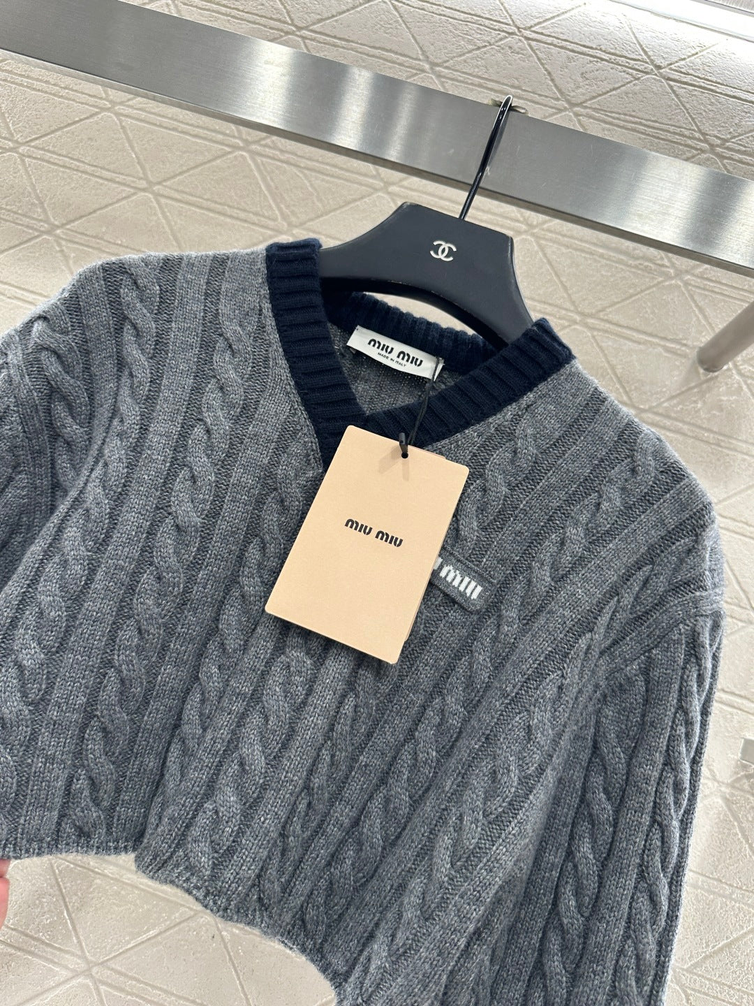 Mi 25 Fried Dough Twists knitting short pullover sweater