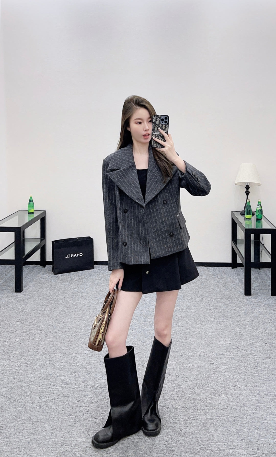 Di 25 Large collar striped suit jacket