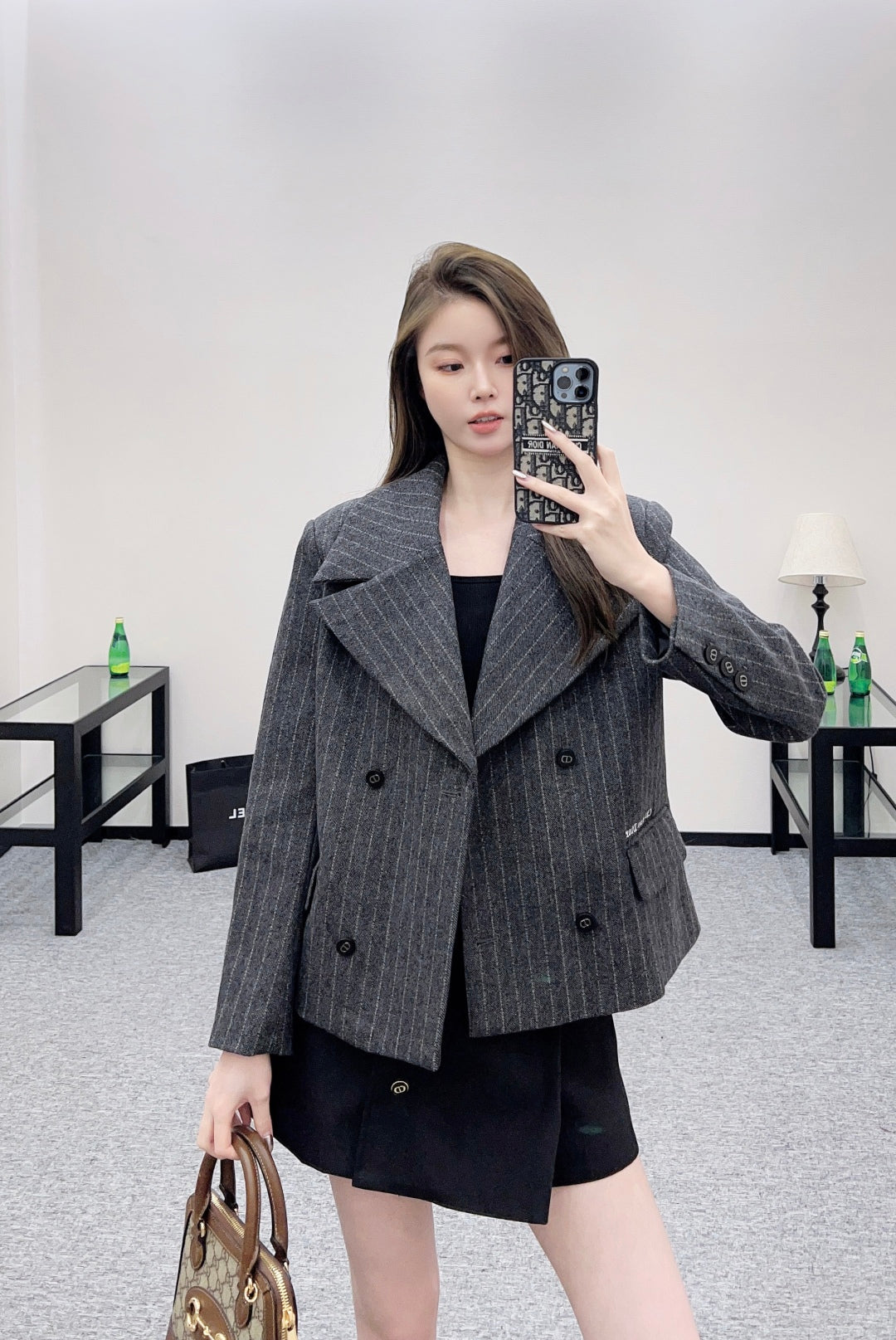 Di 25 Large collar striped suit jacket