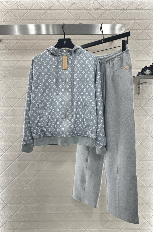 L 25 Double sided hooded jacket, long pants, cotton suit