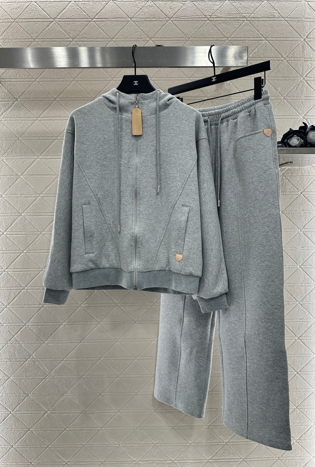 L 25 Double sided hooded jacket, long pants, cotton suit