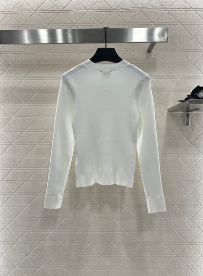 C 25 Bow tie long sleeved sweater