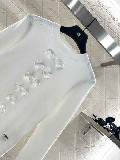 C 25 Bow tie long sleeved sweater