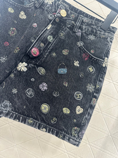 C 25 Laser printed denim shorts