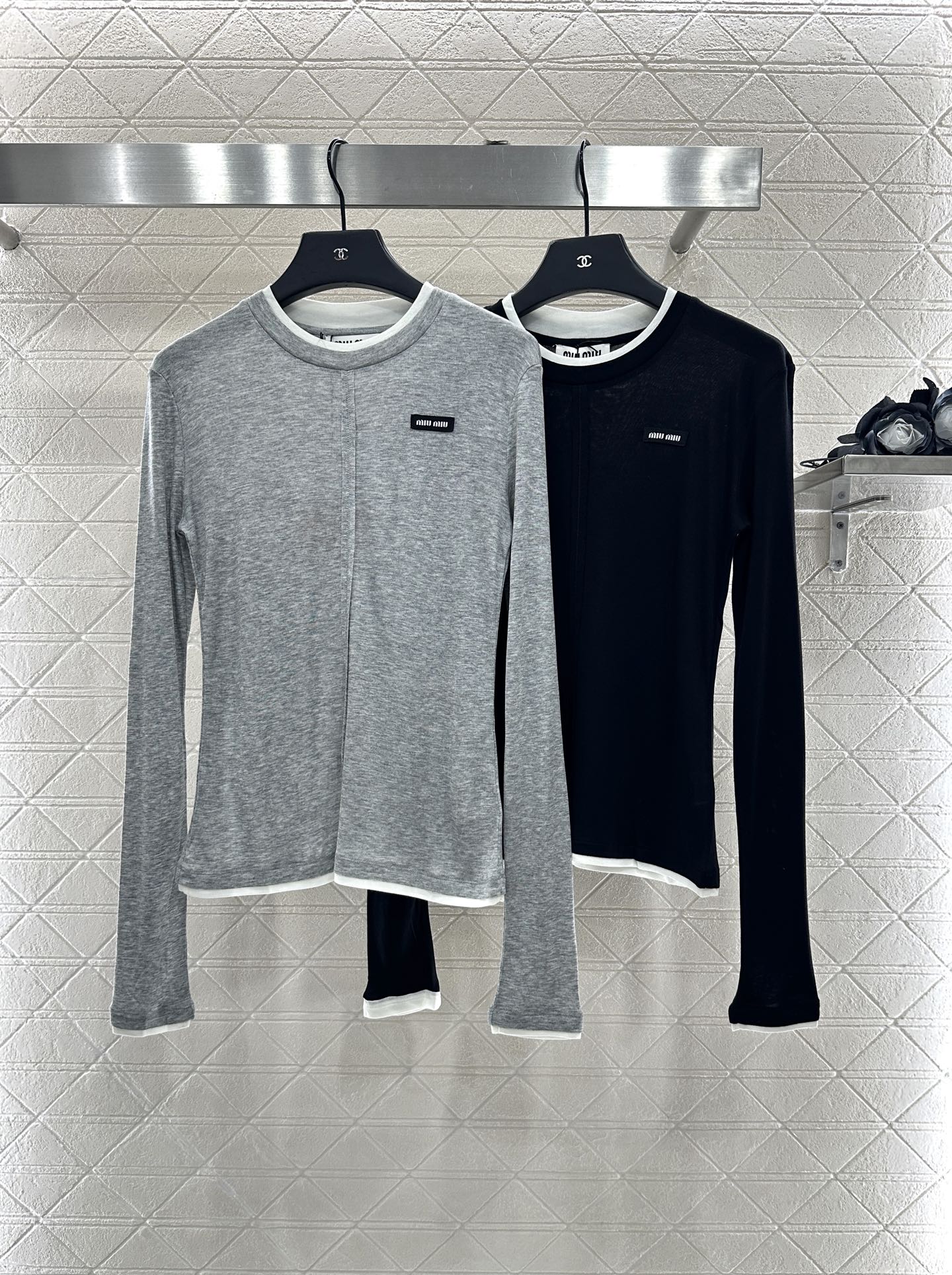 Mi 25 Fake two-piece round neck long sleeves
