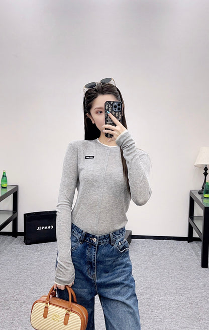 Mi 25 Fake two-piece round neck long sleeves