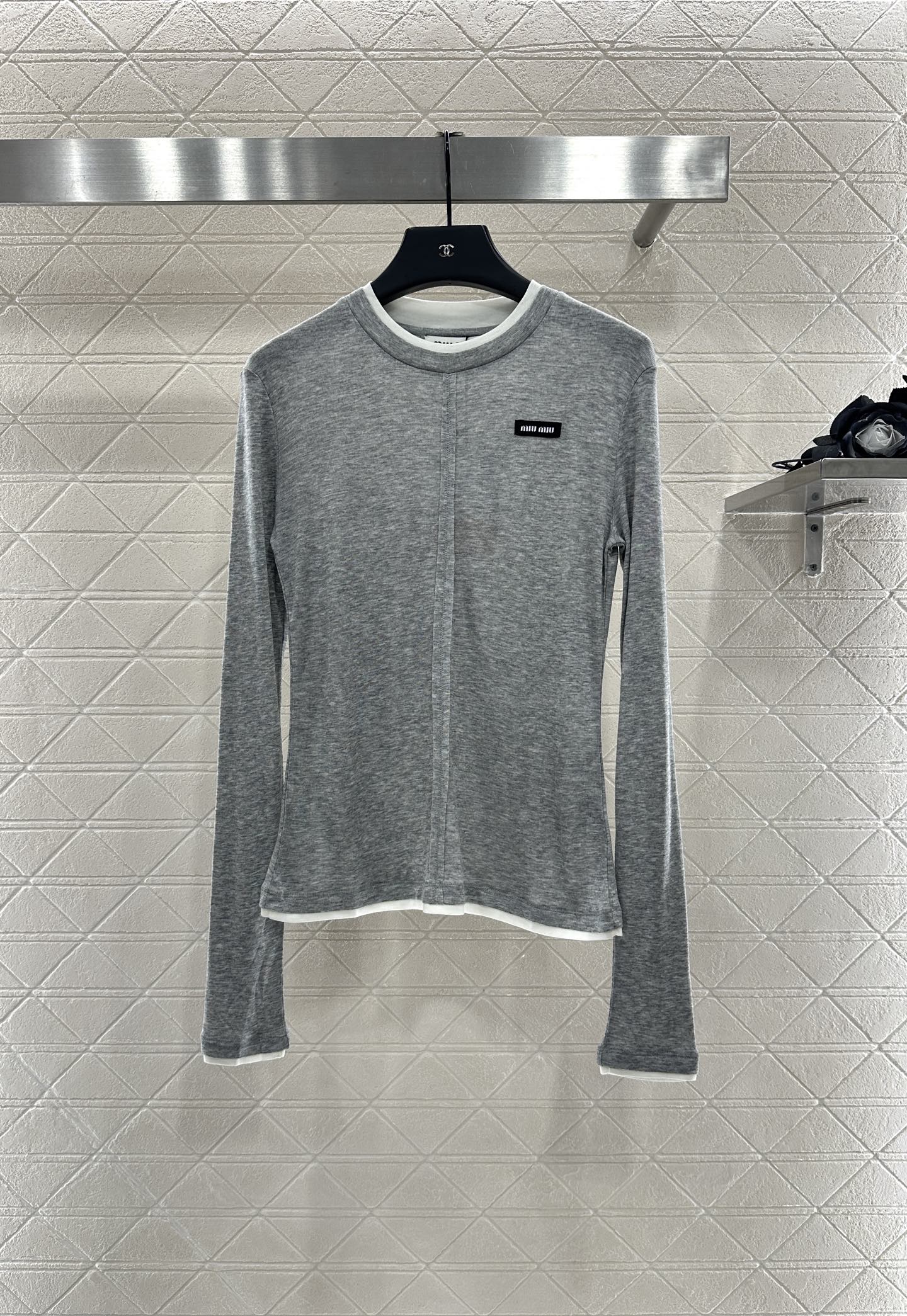 Mi 25 Fake two-piece round neck long sleeves