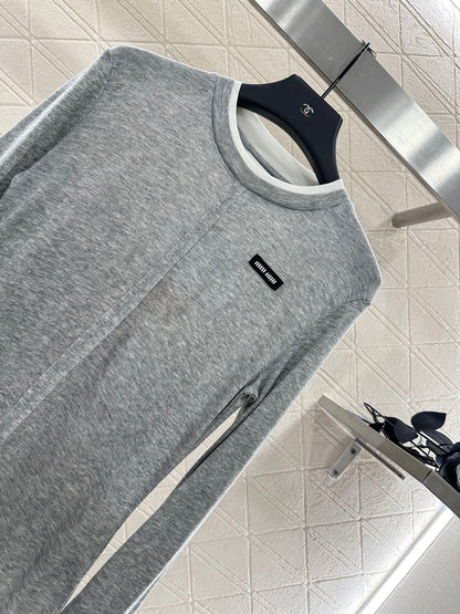 Mi 25 Fake two-piece round neck long sleeves