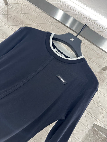 Mi 25 Fake two-piece round neck long sleeves