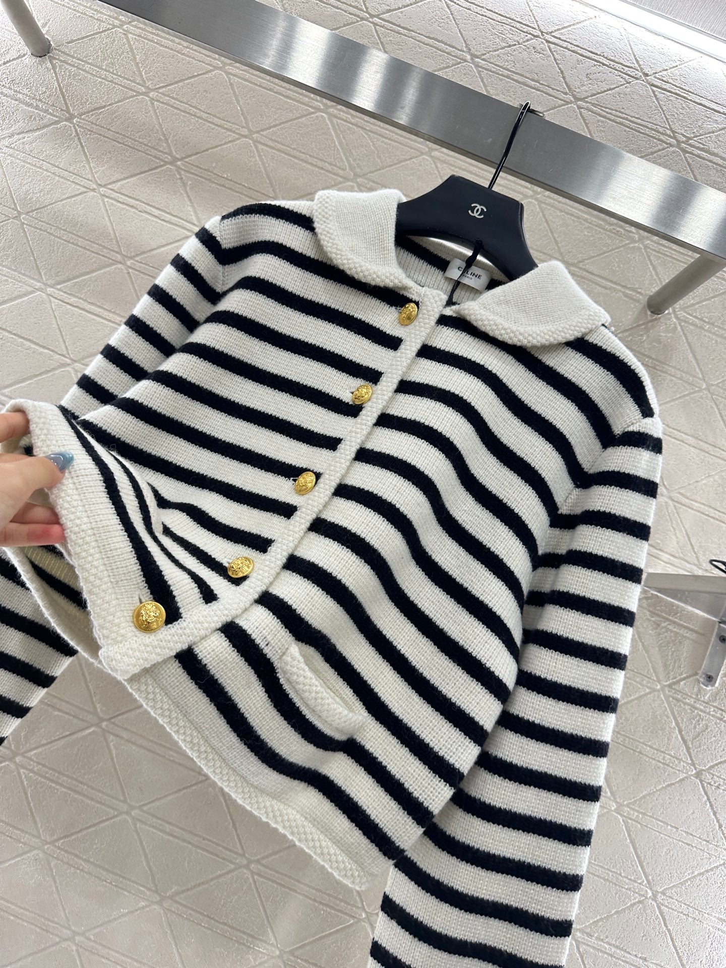 Ce 25 Collar Knitted Wool Blended Striped Cardigan