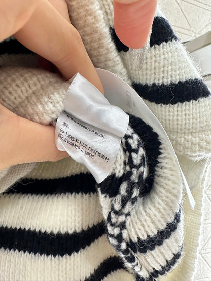 Ce 25 Collar Knitted Wool Blended Striped Cardigan